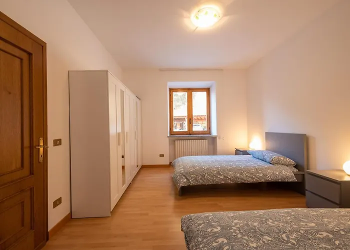 Seven Aldo Flat